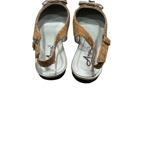 Annie Women's Silver Patent / Cork Slingback Heel - Size: 8.5 WIDE - Picture 5 of 8
